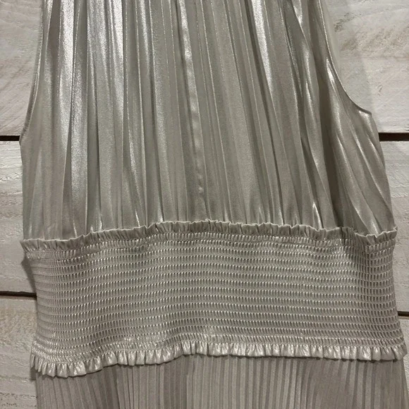A.L.C Weston Pleated Midi Cocktail Dress Sz 6 Silver Metallic Sleeveless - Picture 8 of 11
